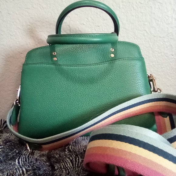 Coach Mini Lillie NWOT green diary embroidered handbag. Rainbow butterfly daisy - Picture 2 of 3